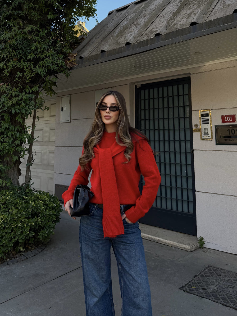 Kırmızı Şal Detaylı Kazak - 251180