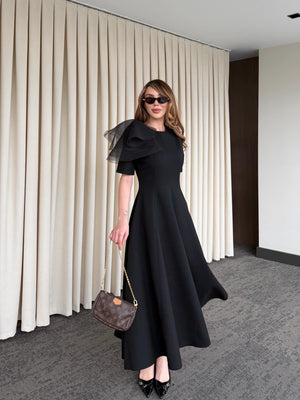 Siyah Seyyar Broşlu Elbise - 3151