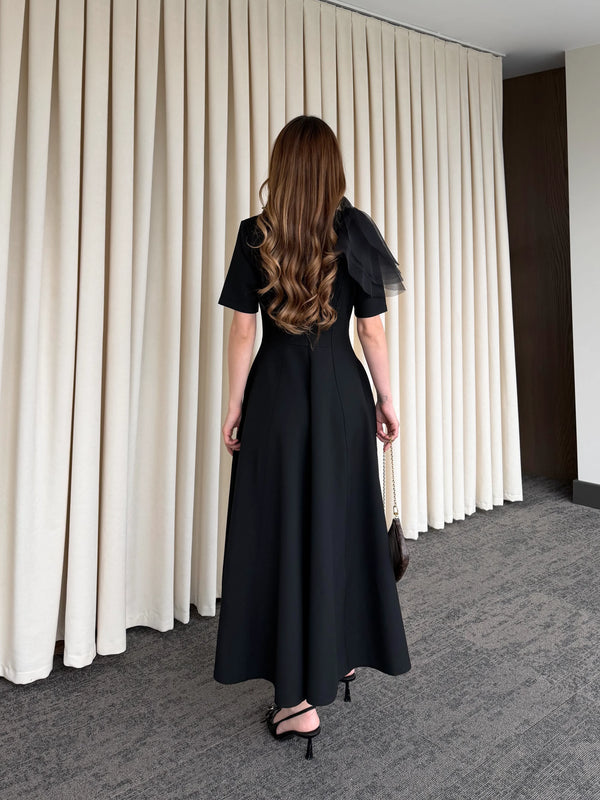 Siyah Seyyar Broşlu Elbise - 3151