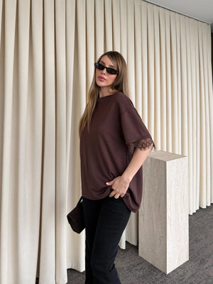 Kahverengi Sırt Dantel Detaylı Tshirt - 1073