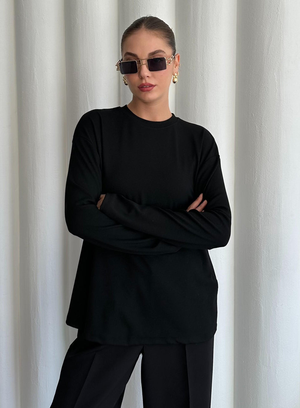 Siyah Uzun Kollu Geniş Tshirt