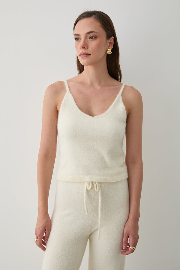 Ekru Yumoş Üçlü Takım