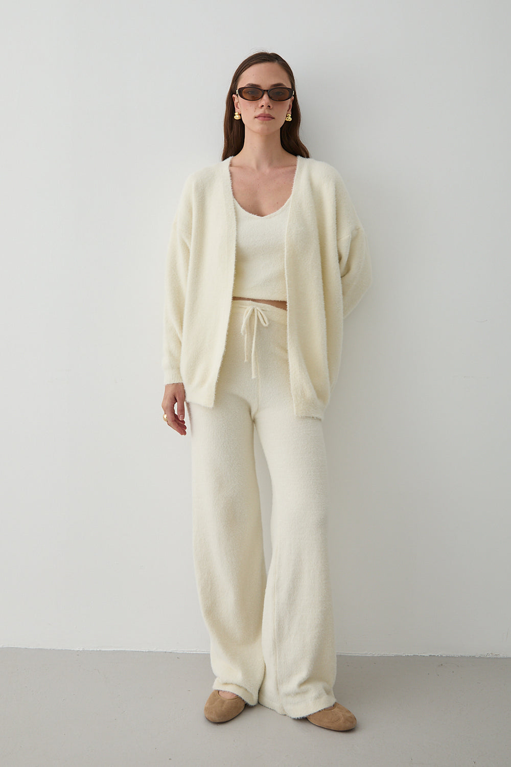 Ekru Yumoş Üçlü Takım