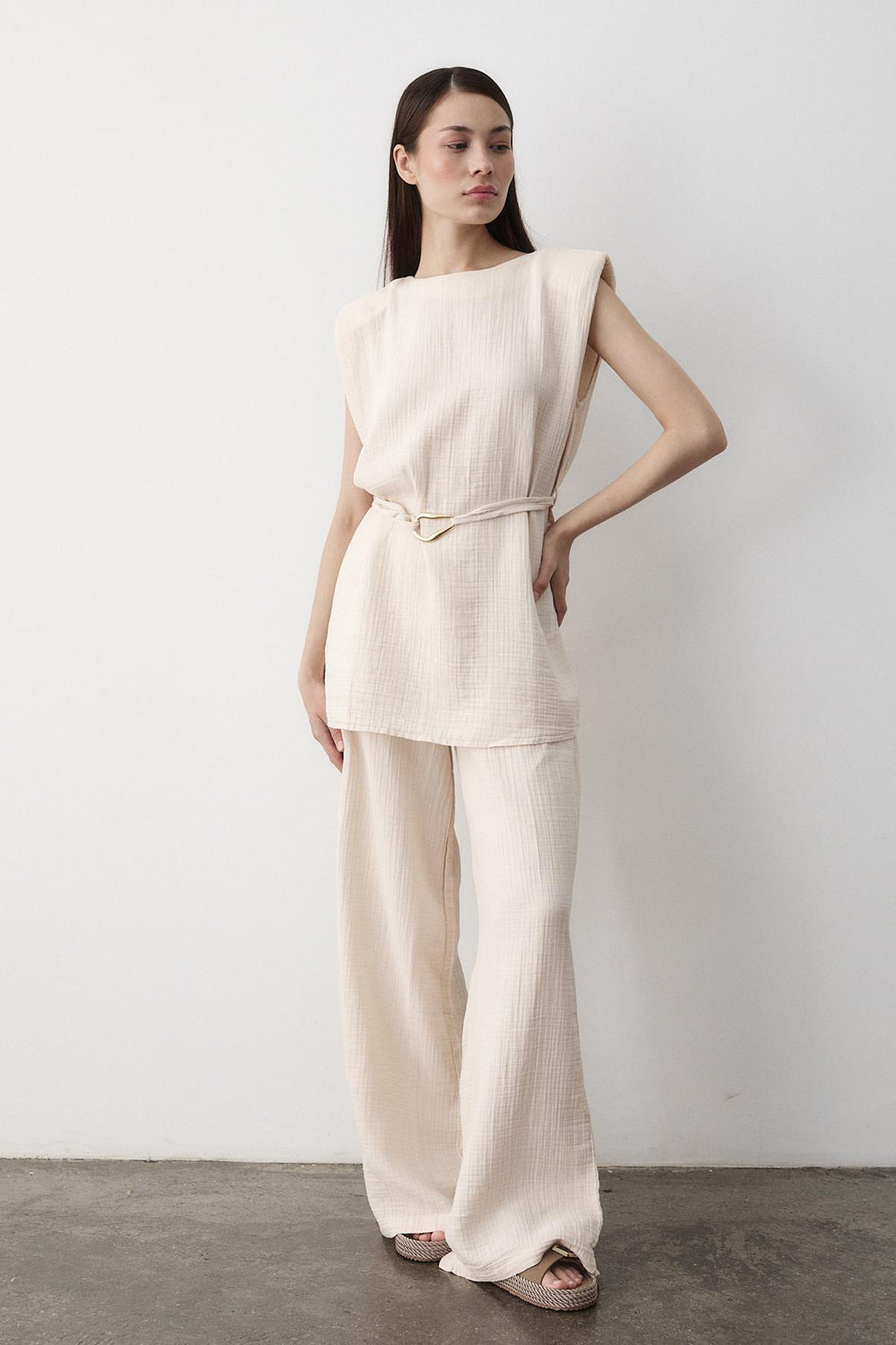 Taş Aksesuar Detaylı İkili Takım