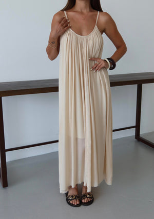 Taş Askılı Rahat Kesim Elbise