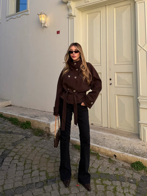 Kahverengi Dik Yakalı Kuşaklı Trençkot - 501326