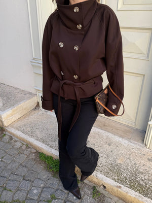 Kahverengi Dik Yakalı Kuşaklı Trençkot - 501326