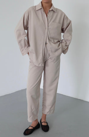 Taş Merlin Kemerli Gömlek Pantolon Takım