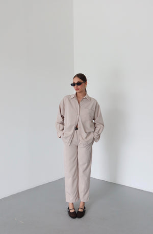 Taş Merlin Kemerli Gömlek Pantolon Takım