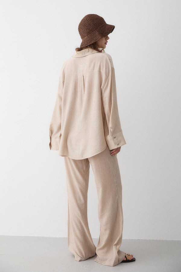 Taş Rengi Dokulu Gömlekli Pantolon Takım