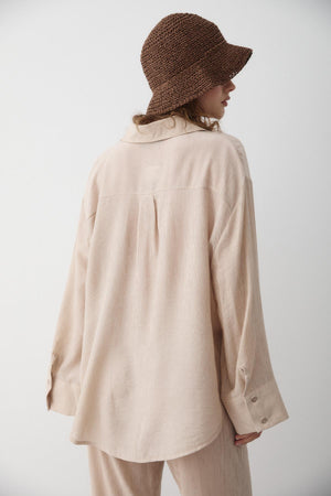 Taş Rengi Dokulu Gömlekli Pantolon Takım