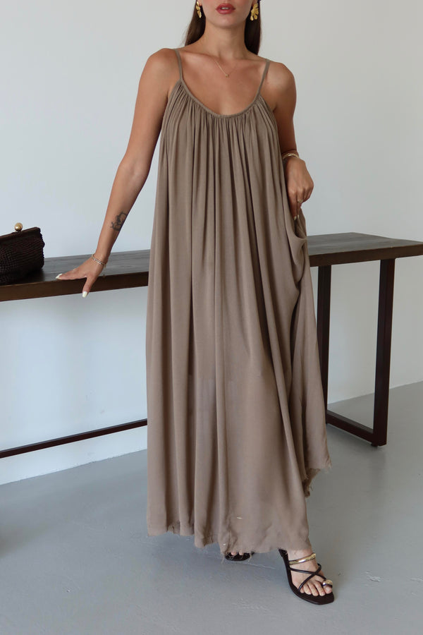 Vizon Askılı Rahat Kesim Elbise