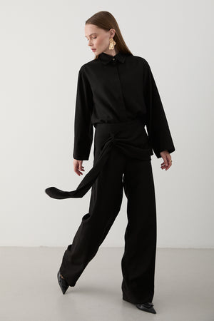 Siyah Beli Detaylı Pantolon Gömlek Takım - 8862