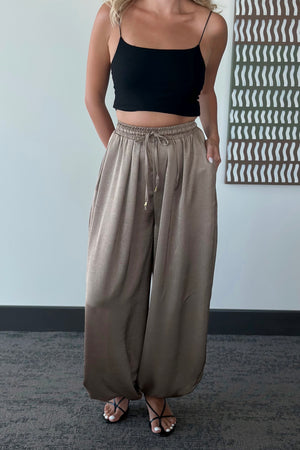 Vizon Beli Lastikli Saten Şalvar Pantolon - 51199