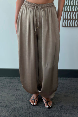 Vizon Beli Lastikli Saten Şalvar Pantolon - 51199