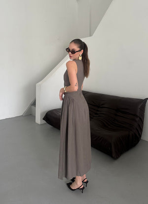 Vizon Yaka Dekolteli Bel Detaylı Elbise